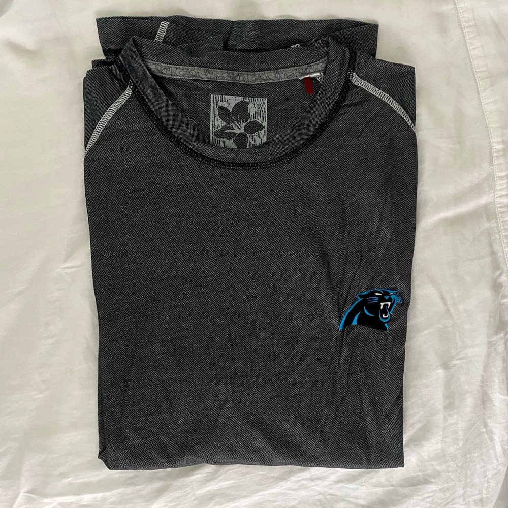 Men’s Tommy Bahama Football Carolina Panthers long sleeve Tee Shirt size large